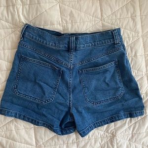 Madewell patch pocket high rise shorts 27